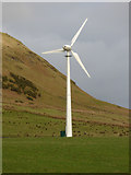 NS2472 : Wind turbine at Cornalees by Thomas Nugent