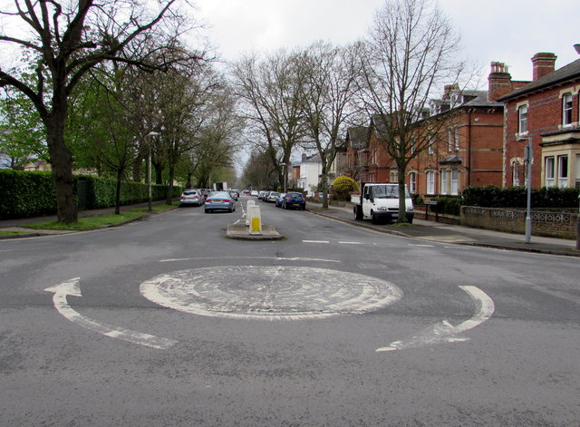 mini-roundabout-opposite-christ-church-jaggery-geograph