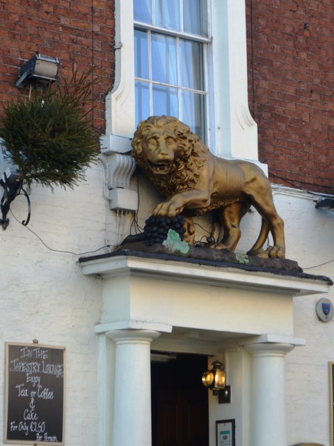 Guarding the Lion Hotel