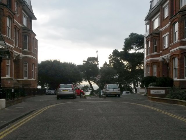 Bournemouth: the dead end of Durley Gardens