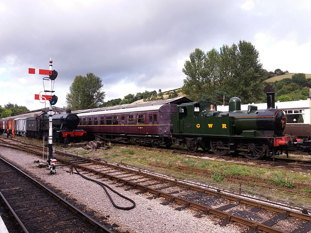 Old GWR locos at Buckfastleigh 