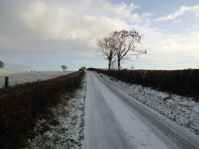 Claragh Road, Carony © Kenneth Allen :: Geograph Ireland