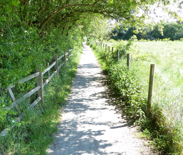 Path on the edge of Grantham