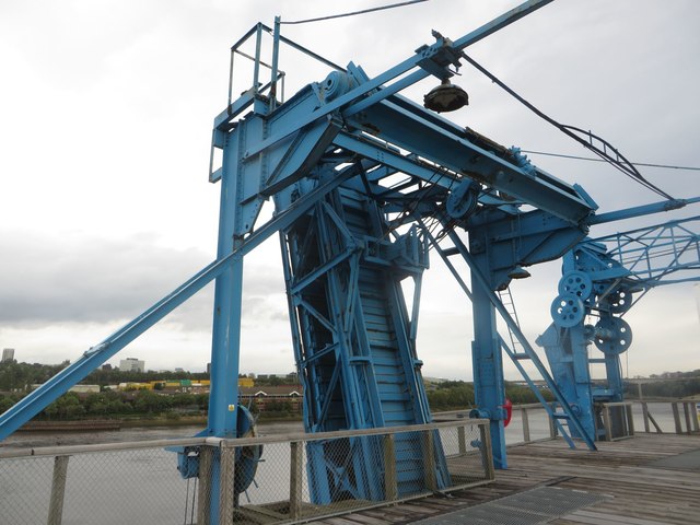 Ship loading machinery on Dunston Staiths