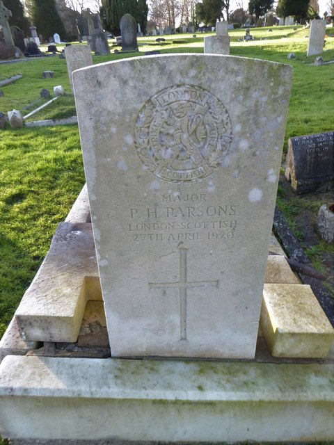 Caterham Cemetery: CWGC grave (xiv)