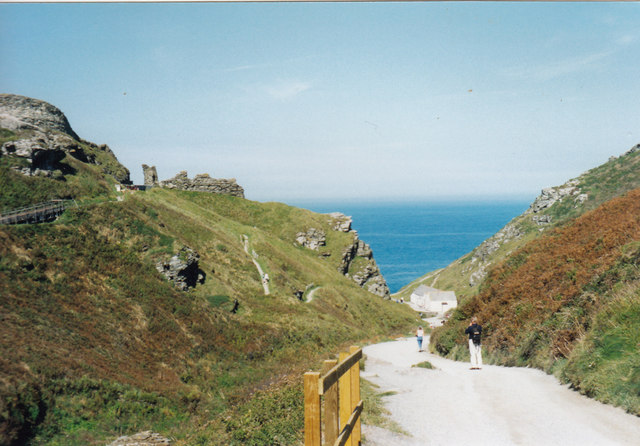 To castle and coast - Tintagel, Cornwall