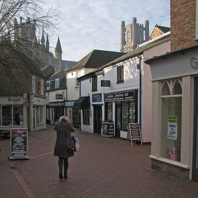 ely-high-street-passage-john-sutton-geograph-britain-and-ireland