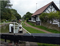 SP9609 : Cottage next to Dudswell Lock No 47 by Mat Fascione