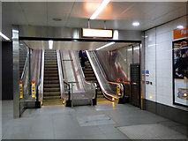 NS5566 : Partick subway station by Thomas Nugent