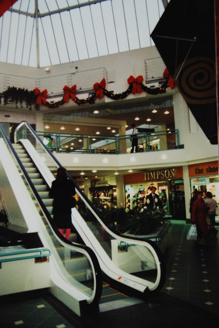 Octagon Shopping Centre, c late 80s