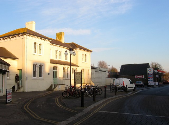 Original Station Building, Hove Station © Simon Carey :: Geograph ...