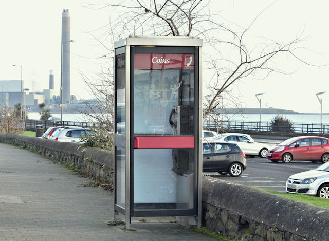 Telephone box, Carrickfergus (January 2017)