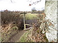 Footpath goes north to the east of Lower Edburton Barn