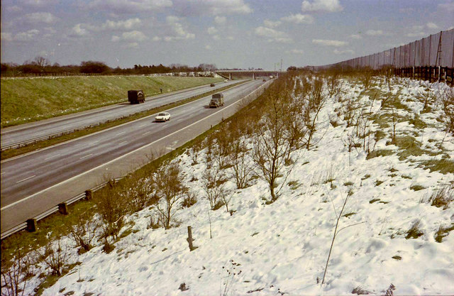 The M40 between the B4440 and Broad Lane in 1978