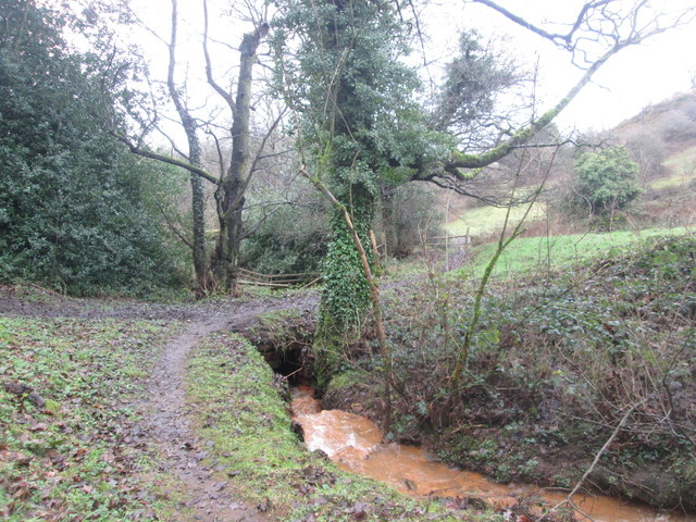 Footbridge over Sykehouse Brook, east of Dungworth