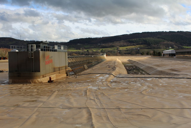 The bed of Surf Snowdonia