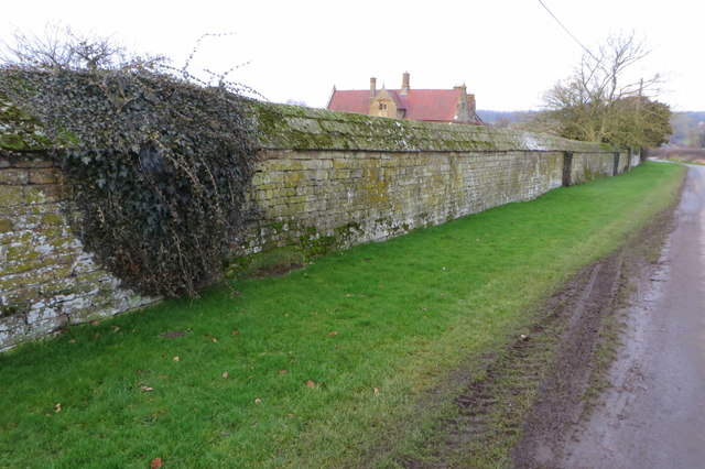 The wall of Plumpton Manor
