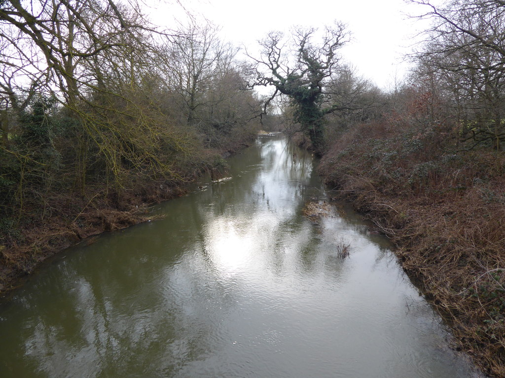 The London LOOP crosses the River Roding © Marathon cc-by-sa/2.0 ...