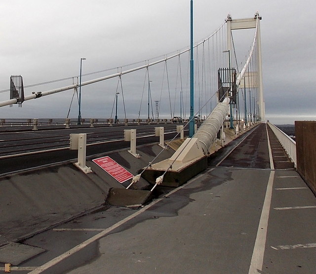 Support cables at the English end of the M48 Severn Bridge near Aust