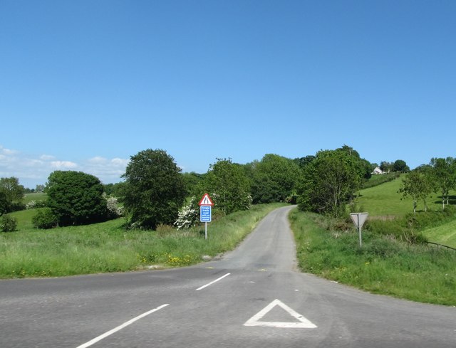 single-track-road-linking-the-a28-and-eric-jones-geograph-ireland