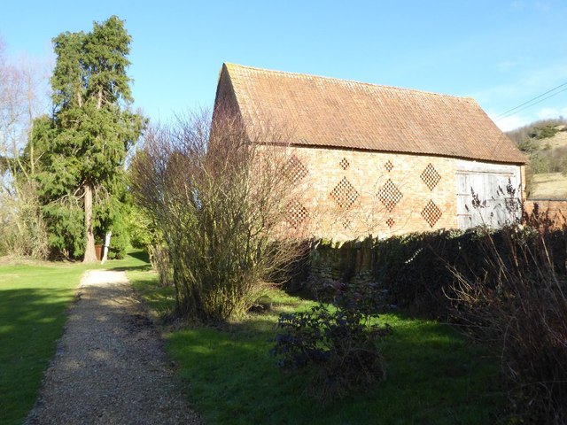 Brick Built Barn C Philip Halling Cc By Sa 2 0 Geograph Britain