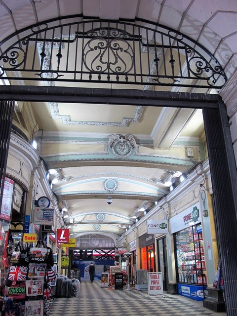 Victoria Arcade, SW1