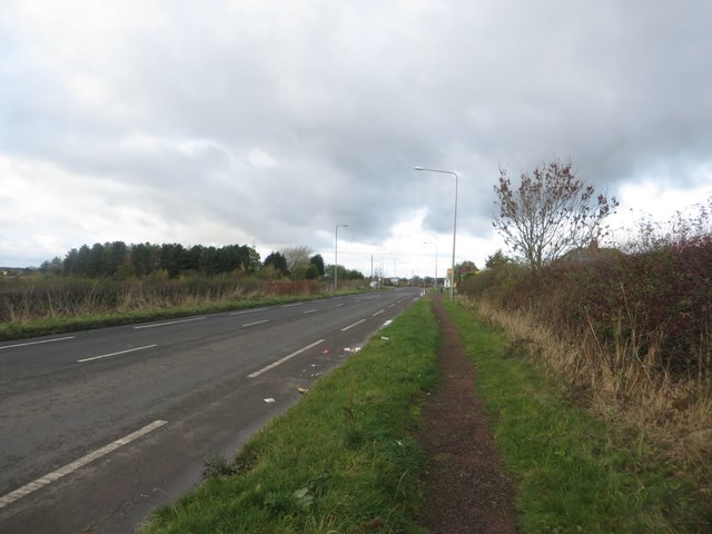 Line of the old A1 at Stannington... © Graham Robson :: Geograph ...