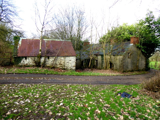 Derelict farm buildings, Woodbrook