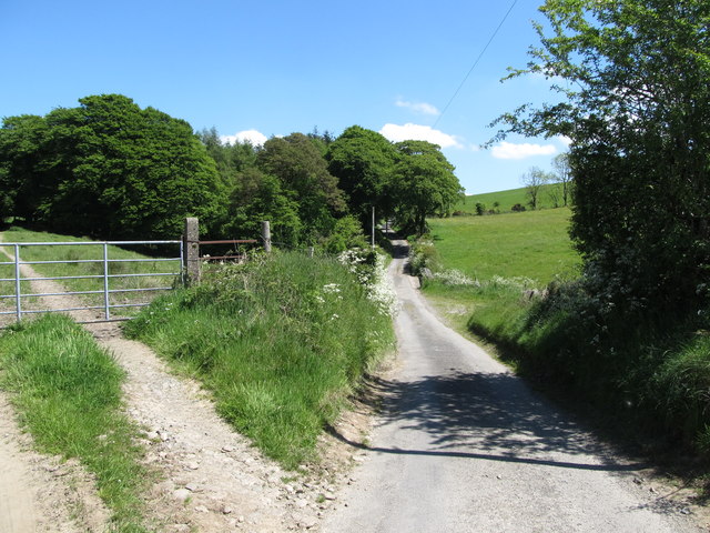 The south western end of Ballymoyer Weir Road