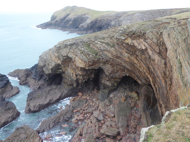 Caves and arches © Chris Holifield cc-by-sa/2.0 :: Geograph Britain and ...