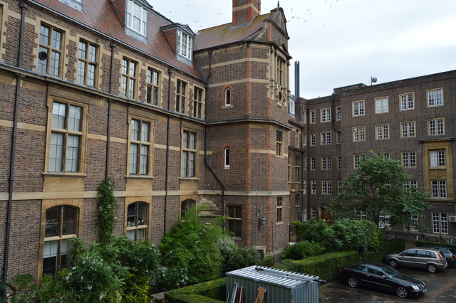 Downing Site © N Chadwick cc-by-sa/2.0 :: Geograph Britain and Ireland