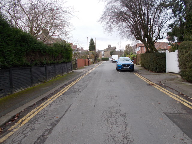 Roslyn Road - Wetherby Road