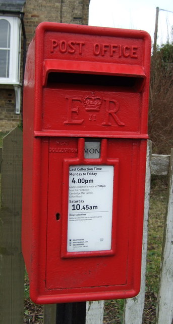 Close up, Elizabeth II postbox on Station Road