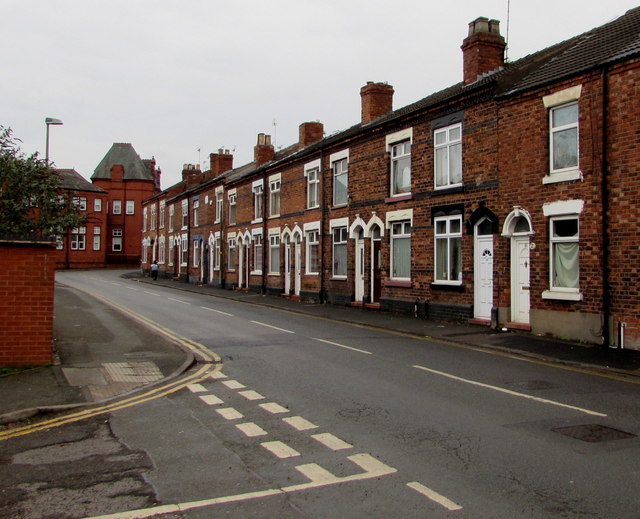 Long row of houses, Flag Lane, Crewe © Jaggery cc-by-sa/2.0 :: Geograph ...