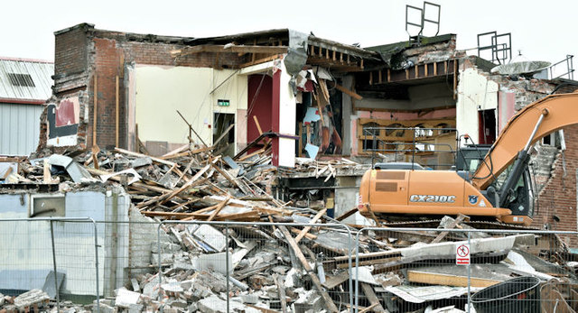The "Stormont Inn" (demolition), Belfast - February 2017(5)
