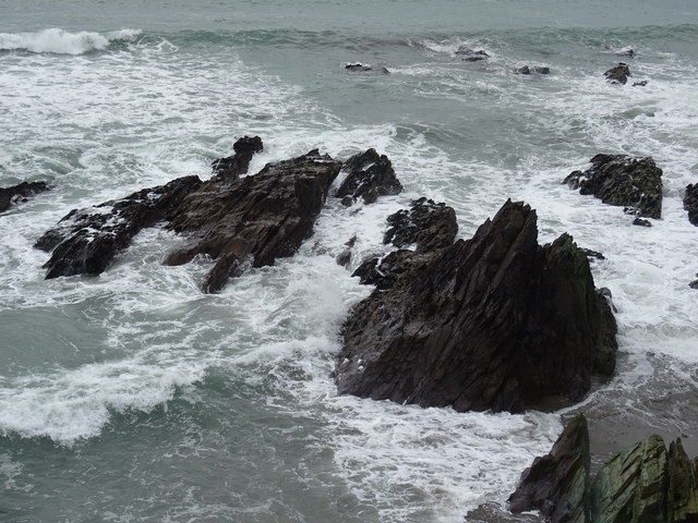 Rock formations at Dunworly Beach