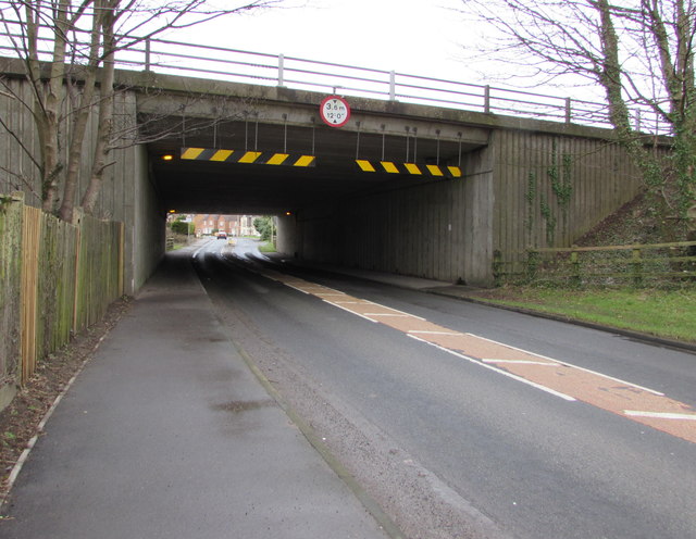 South side of the M4 motorway bridge,... © Jaggery cc-by-sa/2.0 ...