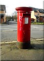 Pillar box on Edgefauld Road