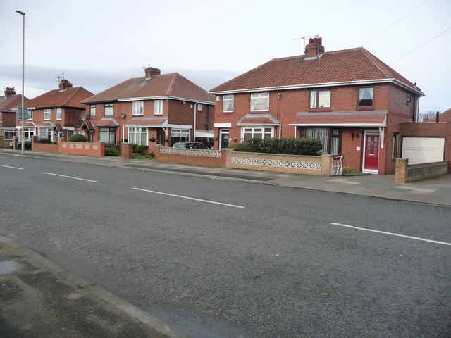 Houses in Summerhill Road