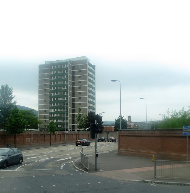 Broadway from the Broadway Roundabout