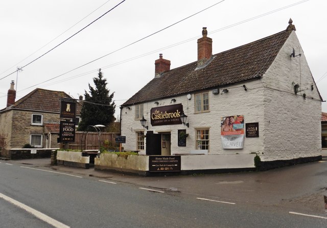 The Castlebrook Inn © Roger Cornfoot :: Geograph Britain and Ireland