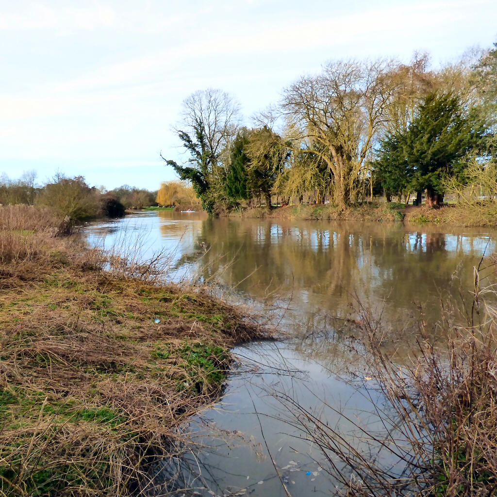 The River Avon flowing through Chippenham Wiltshire England UK viewed ...