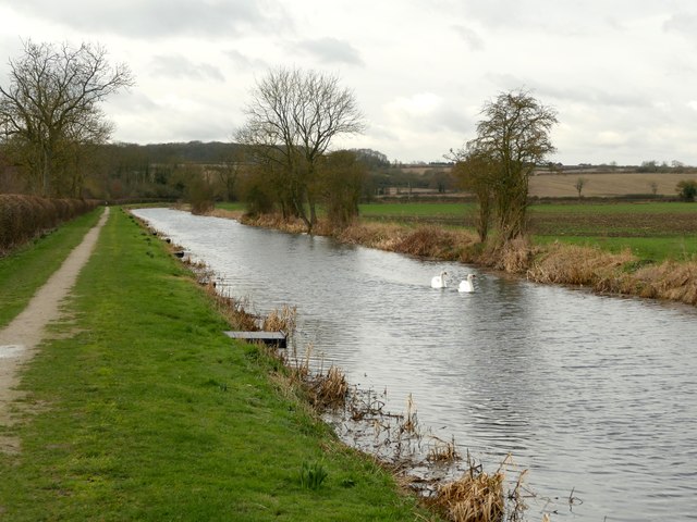 The Grantham Canal south of Wild's... © Graham Hogg cc-by-sa/2.0 ...