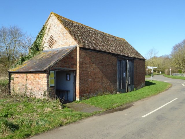 A Barn With A Bus Shelter C Philip Halling Cc By Sa 2 0