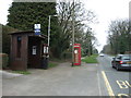 Bus stop and shelter on Birmingham Road (B4104)