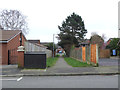 Path between Hamilton Road and Victoria Road, Garswood