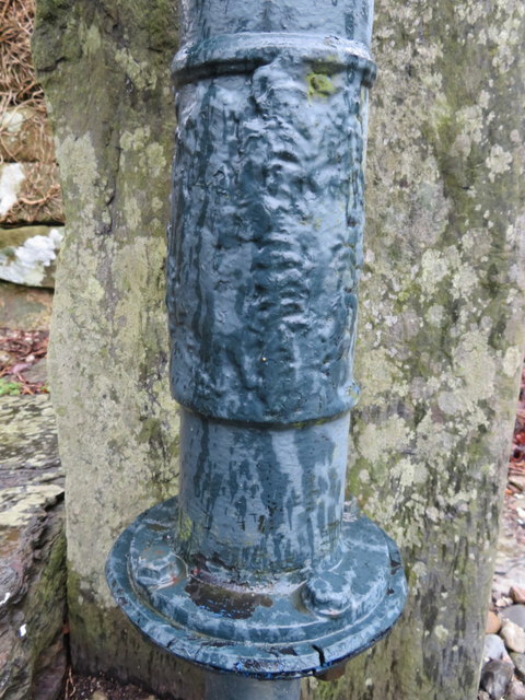 Water pump detail opposite Gell Farm on the B4411