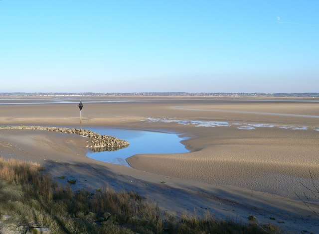 Dee Estuary Mudflats, With Navigation... © Eirian Evans Cc-by-sa/2.0 ...