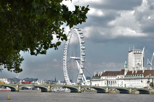 London Eye & Westminster Bridge © N Chadwick :: Geograph Britain and ...