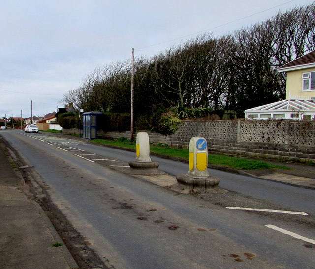 Pedestrian refuge in West Road, Nottage, Porthcawl